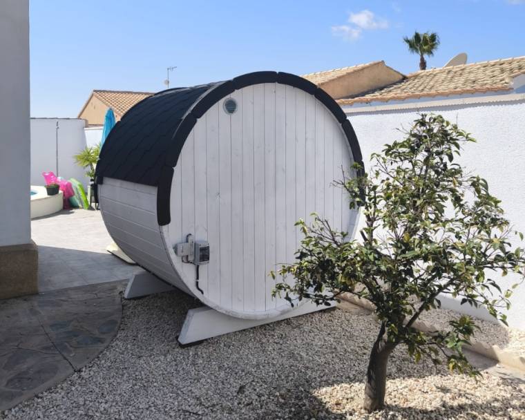 Outdoor Barrel sauna 160 with electric heater