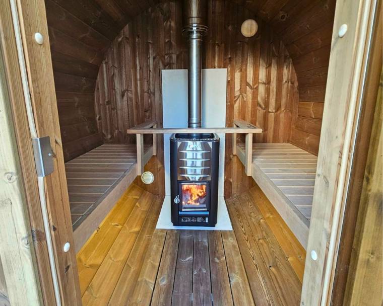 Barrel sauna 220 with wood burning heater