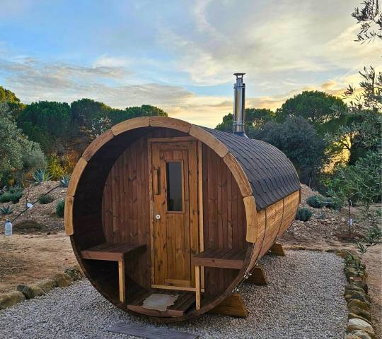 Barrel sauna 400 with terrace